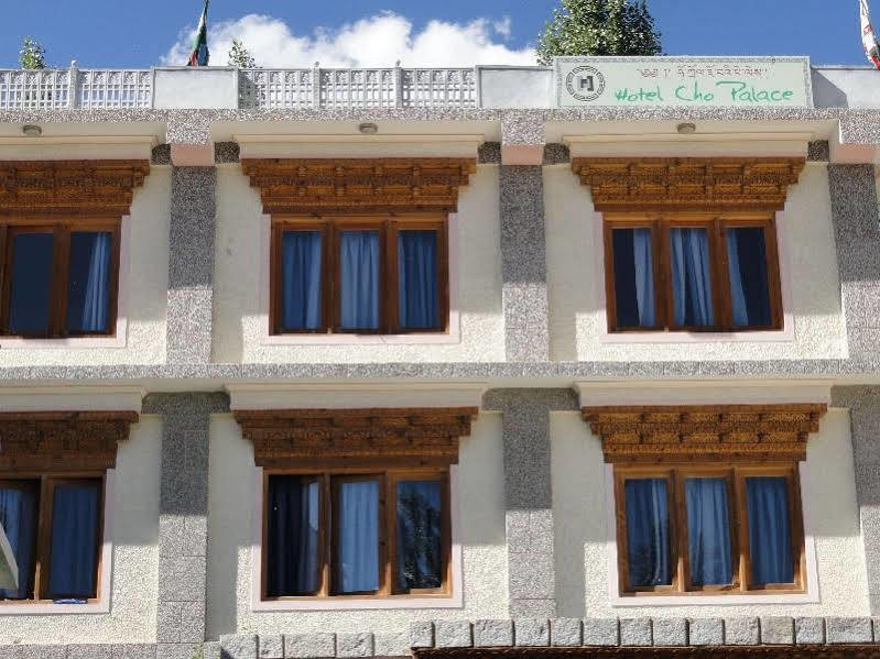 Cho Palace Лех Екстериор снимка